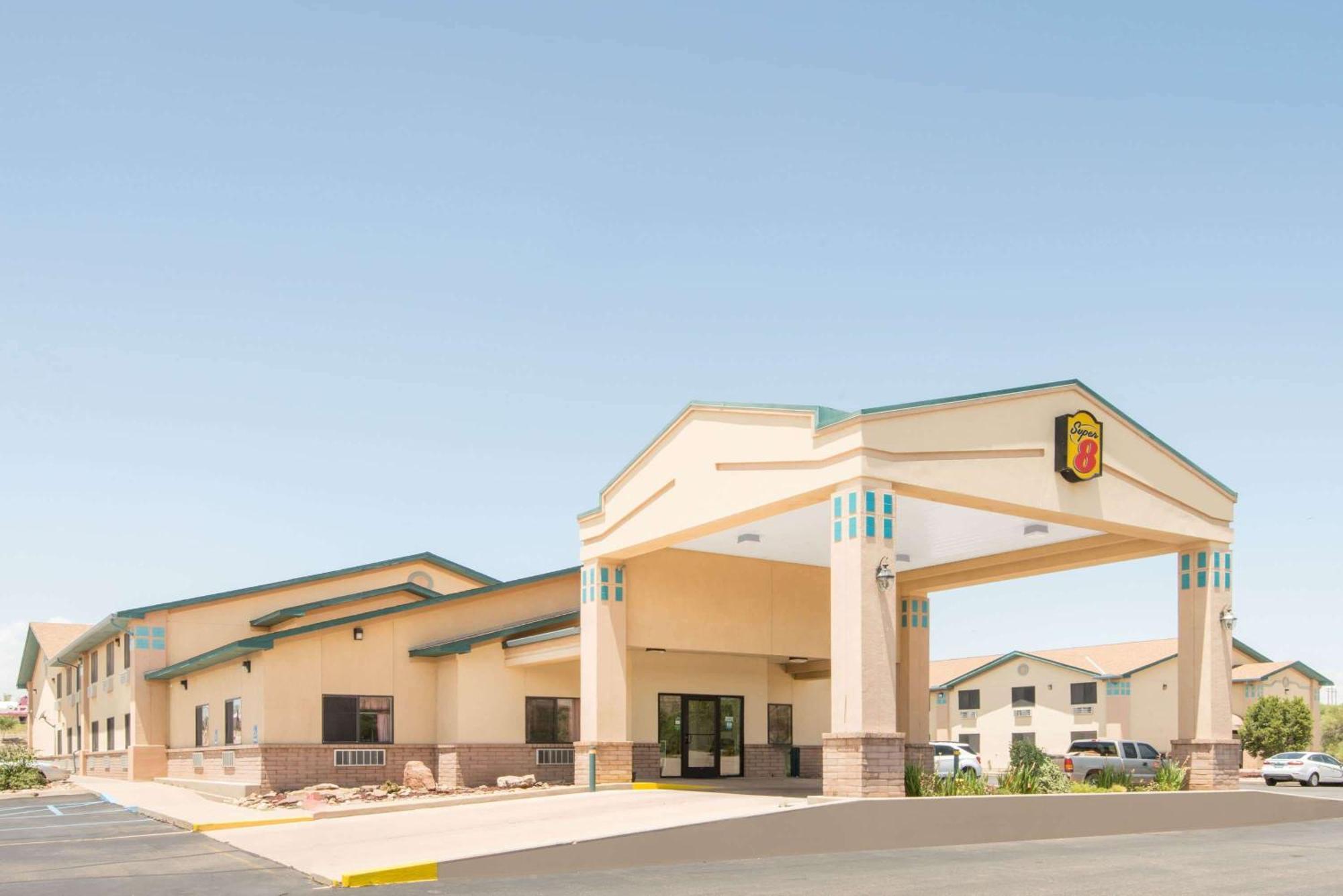 Super 8 By Wyndham Santa Rosa Hotel Buitenkant foto