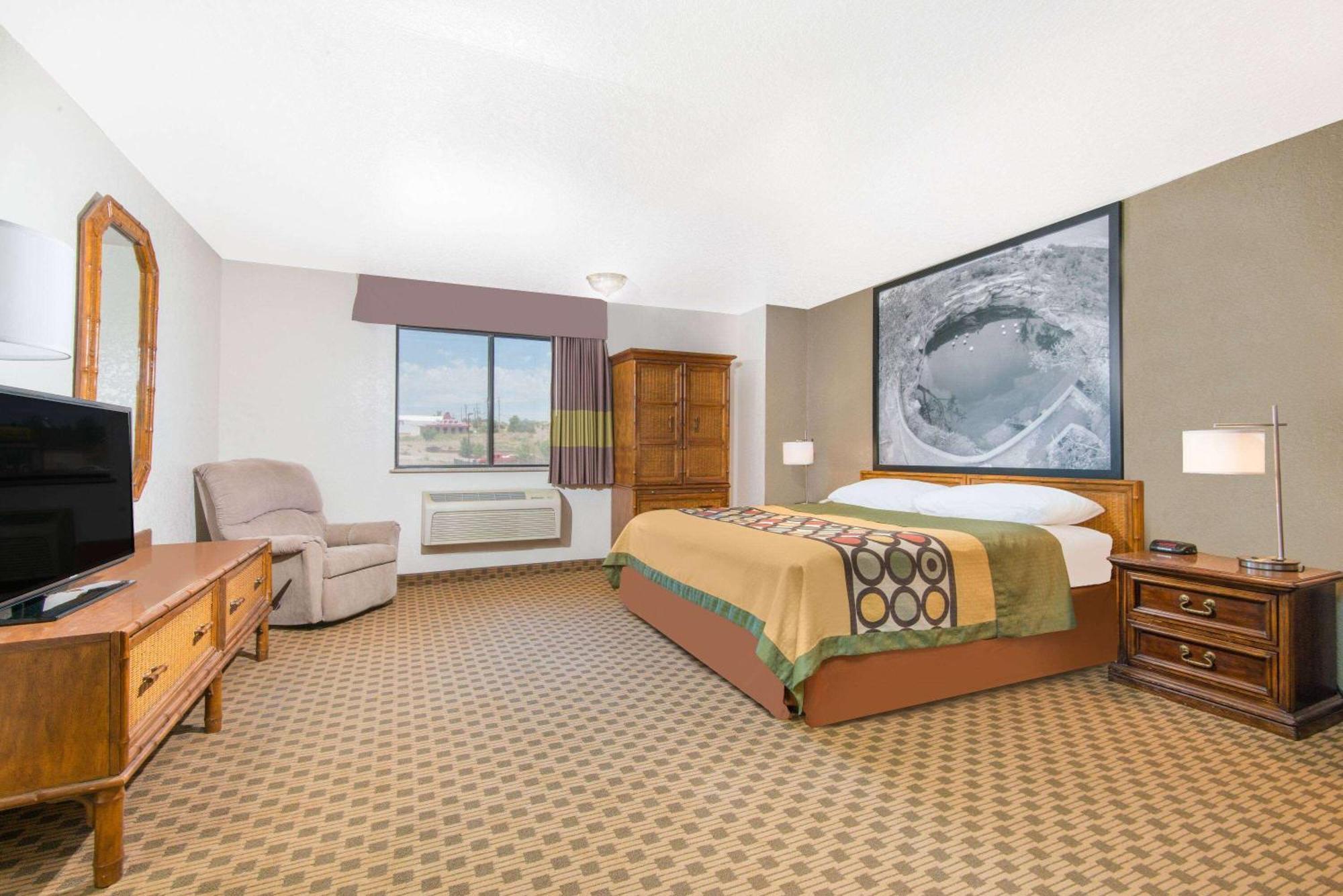 Super 8 By Wyndham Santa Rosa Hotel Buitenkant foto