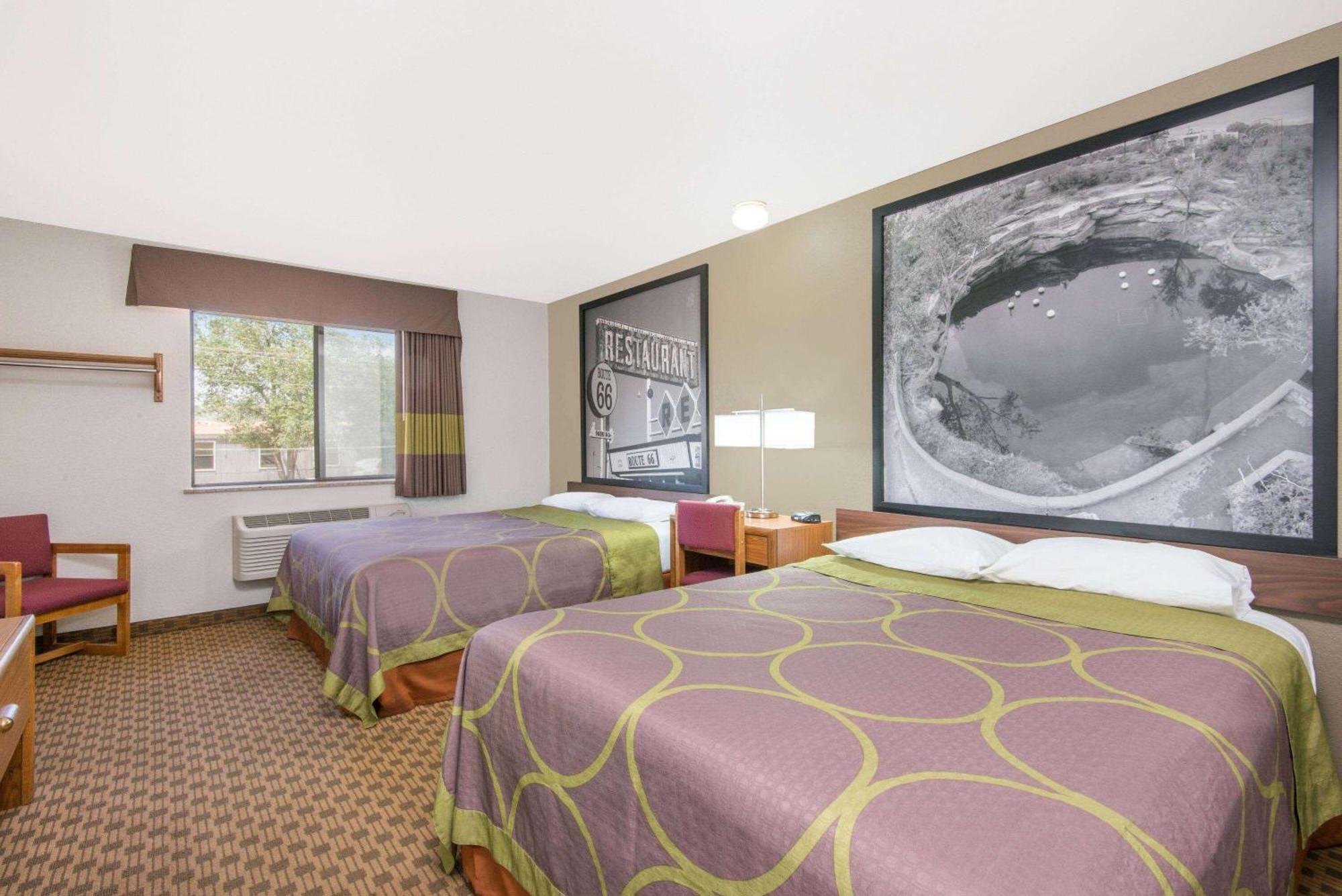 Super 8 By Wyndham Santa Rosa Hotel Buitenkant foto