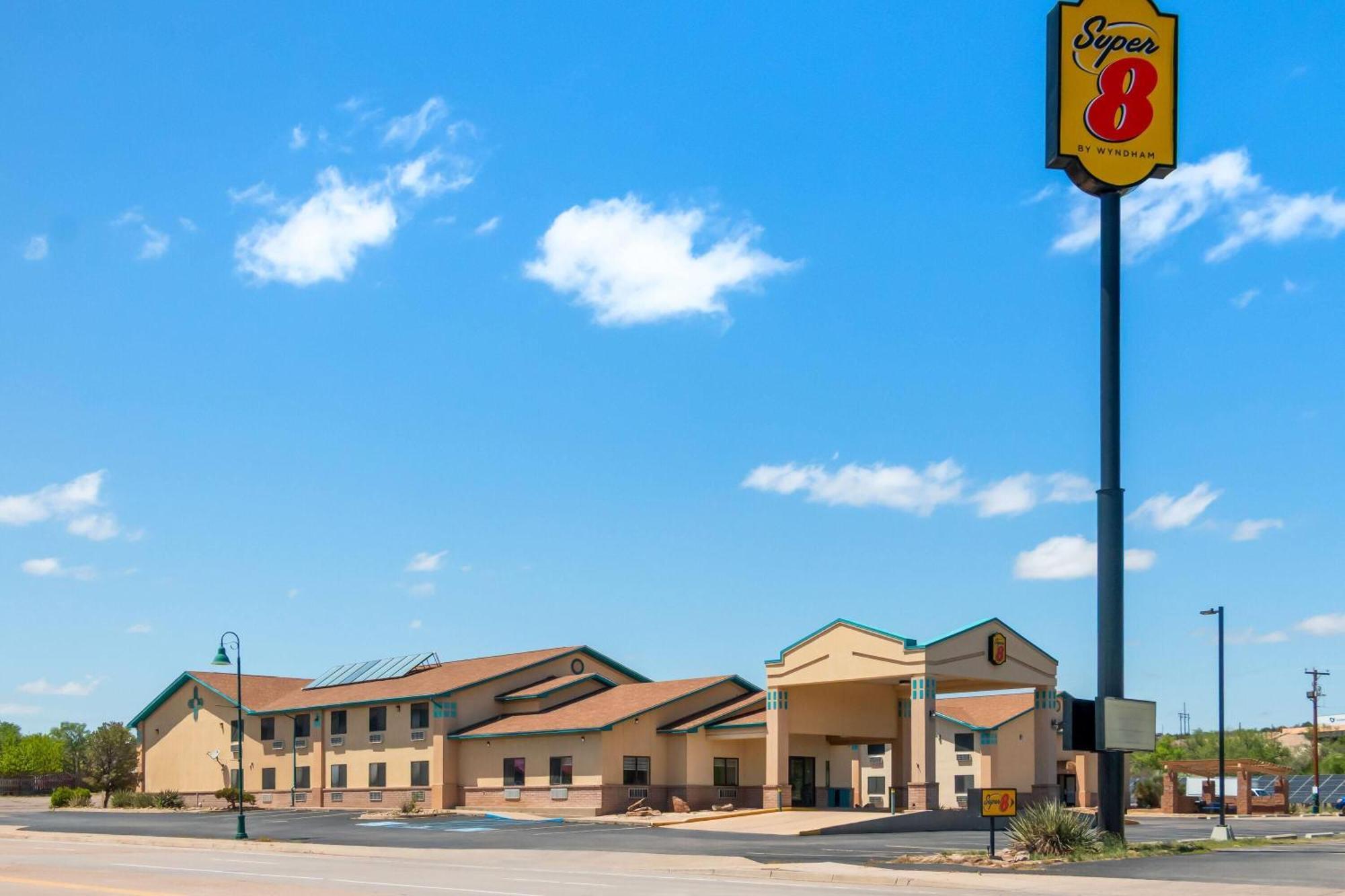 Super 8 By Wyndham Santa Rosa Hotel Buitenkant foto