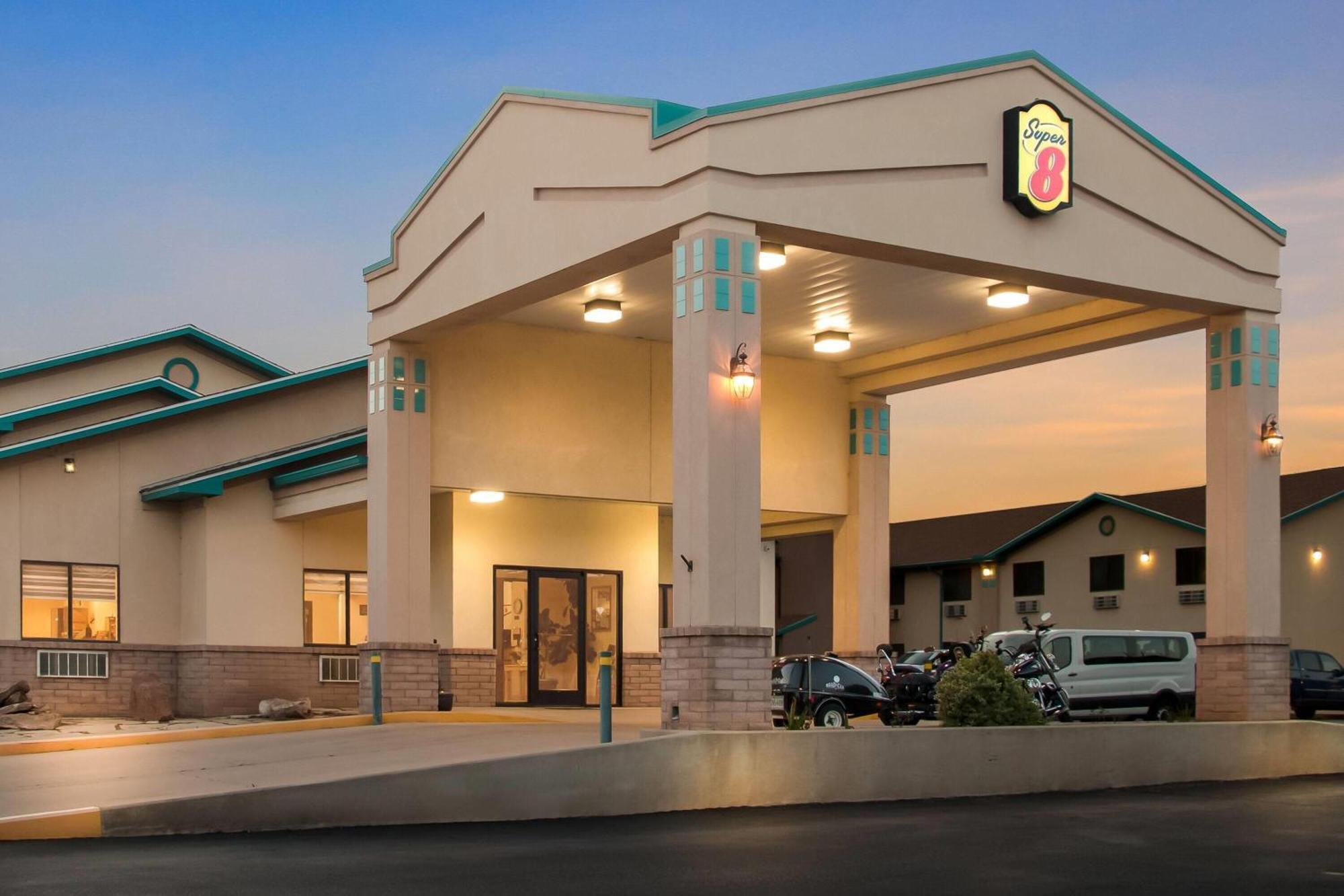Super 8 By Wyndham Santa Rosa Hotel Buitenkant foto